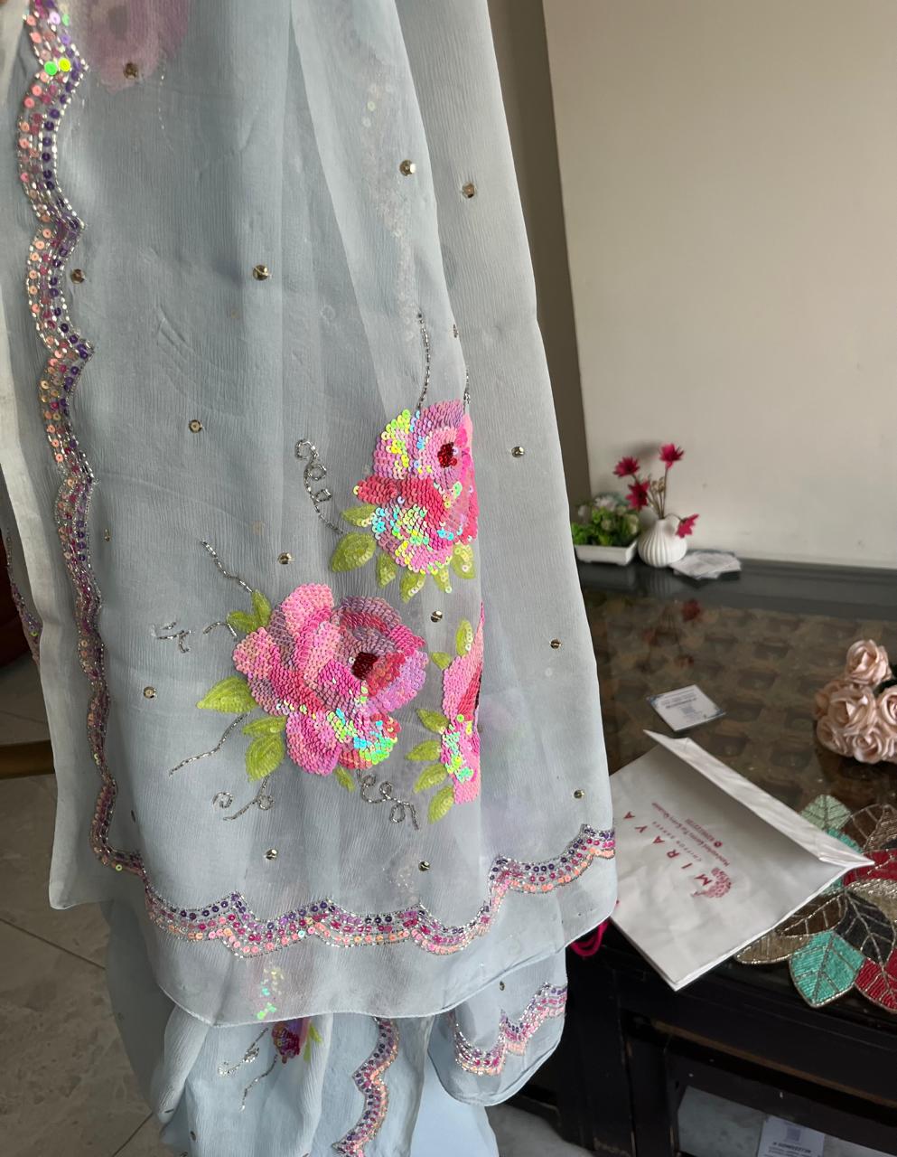 Grey Floral Bunch Saree